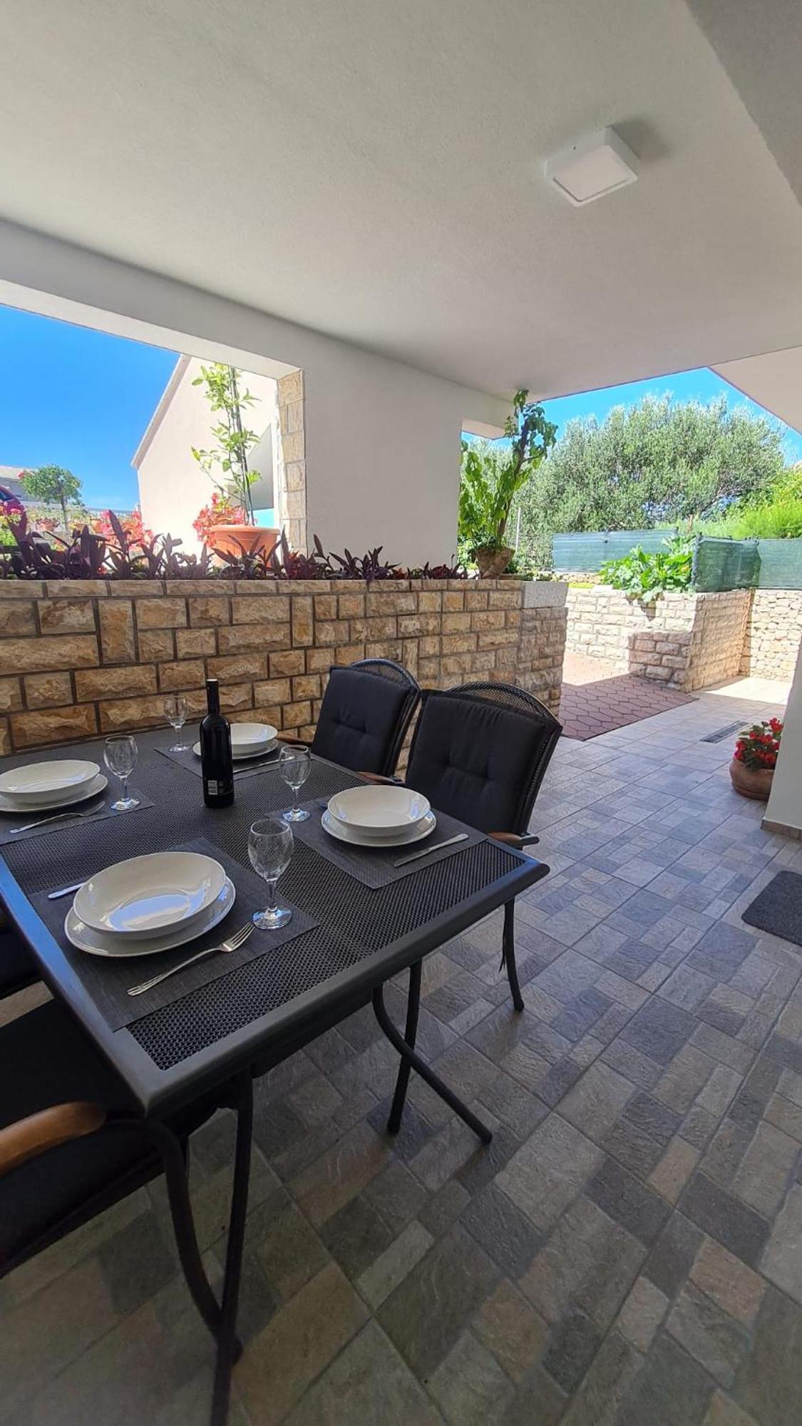 Apartman "Flower Garden" Ražanac Zewnętrze zdjęcie